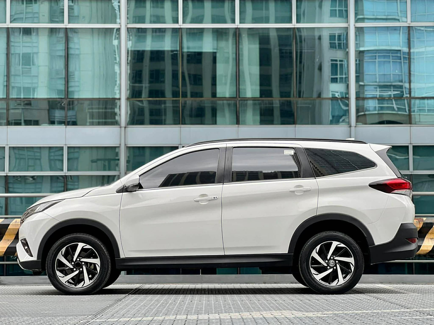 2019 Toyota Rush 1.5 G, Automatic, Gas