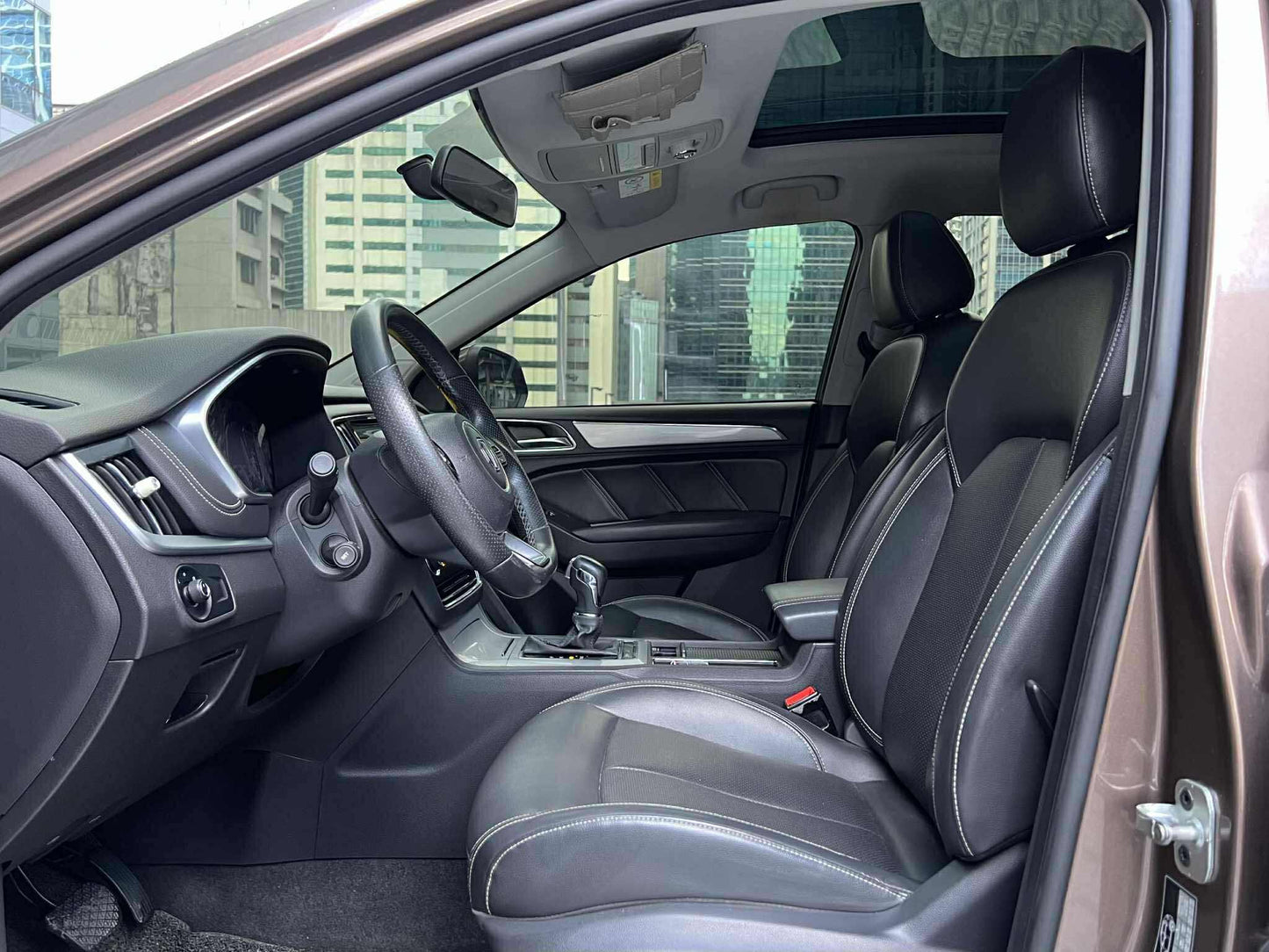 2019 MG RX5  Alpha 1.5, Automatic, Gas