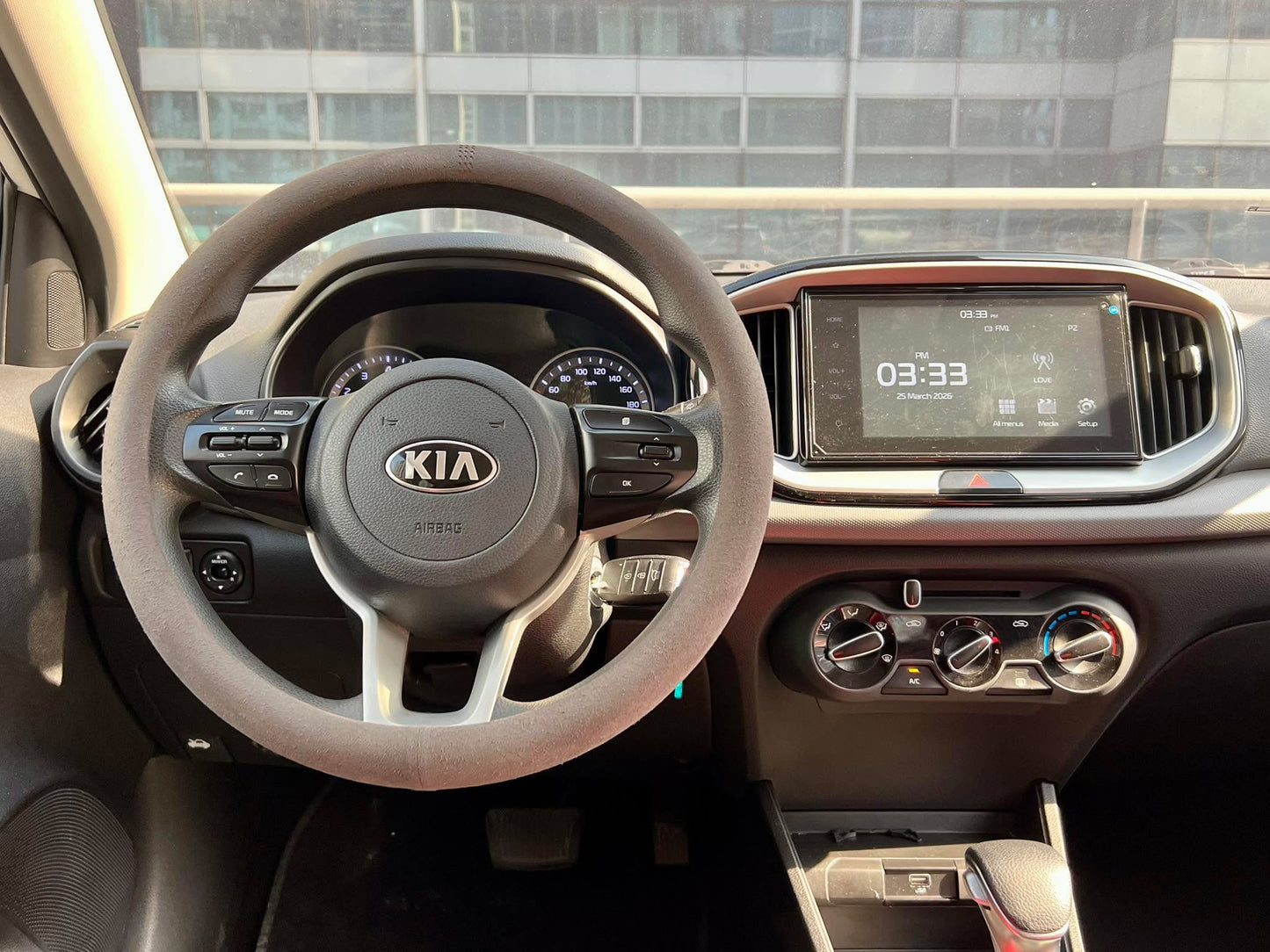 2021 Kia Stonic LX 1.4  Automatic,
