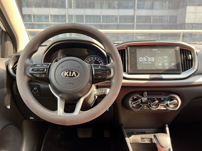 2021 Kia Stonic LX 1.4  Automatic,