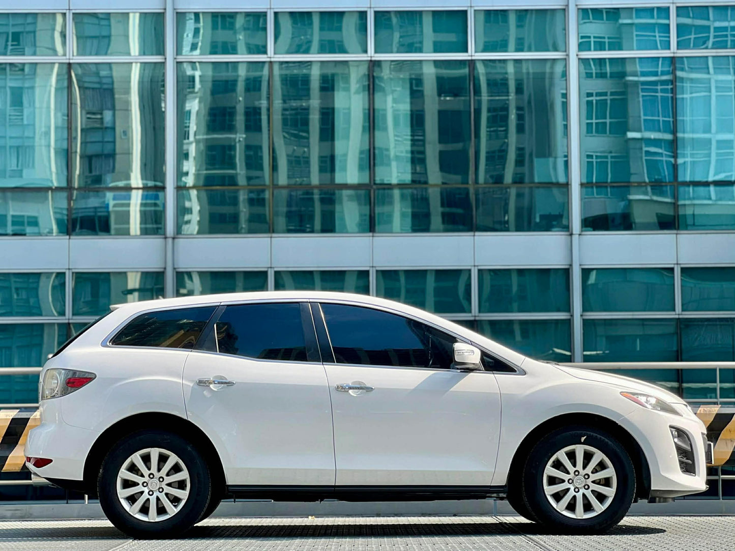2012 Mazda CX7 2.5, Automatic, Gas