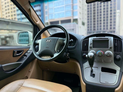 2015 Hyundai Starex Gold 2.5, Automatic, Diesel