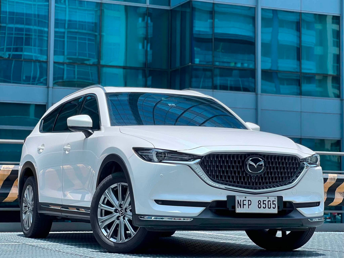 2024 Mazda CX8 AWD Exclusive 2.5, Automatic, Gas