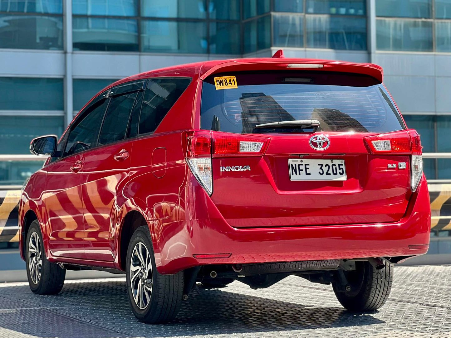 2022 Toyota Innova E 2.8, Automatic, Diesel