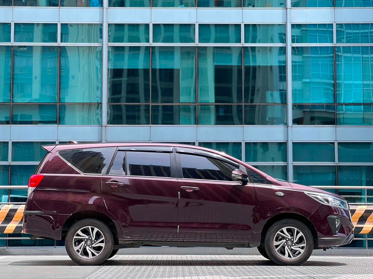 2023 Toyota Innova 2.8 E, Automatic, Diesel