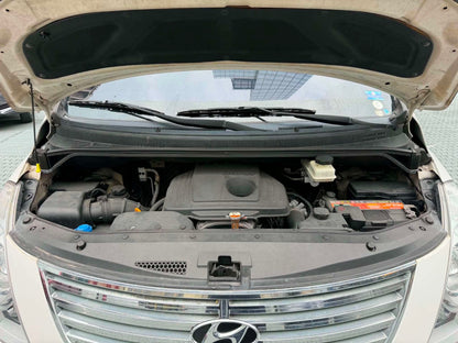 2015 Hyundai Starex Gold 2.5, Automatic, Diesel