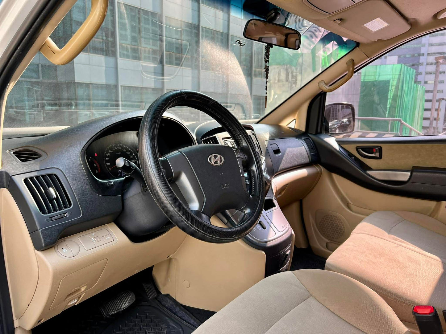 2016 Hyundai Grand Starex 2.5, Automatic, Diesel