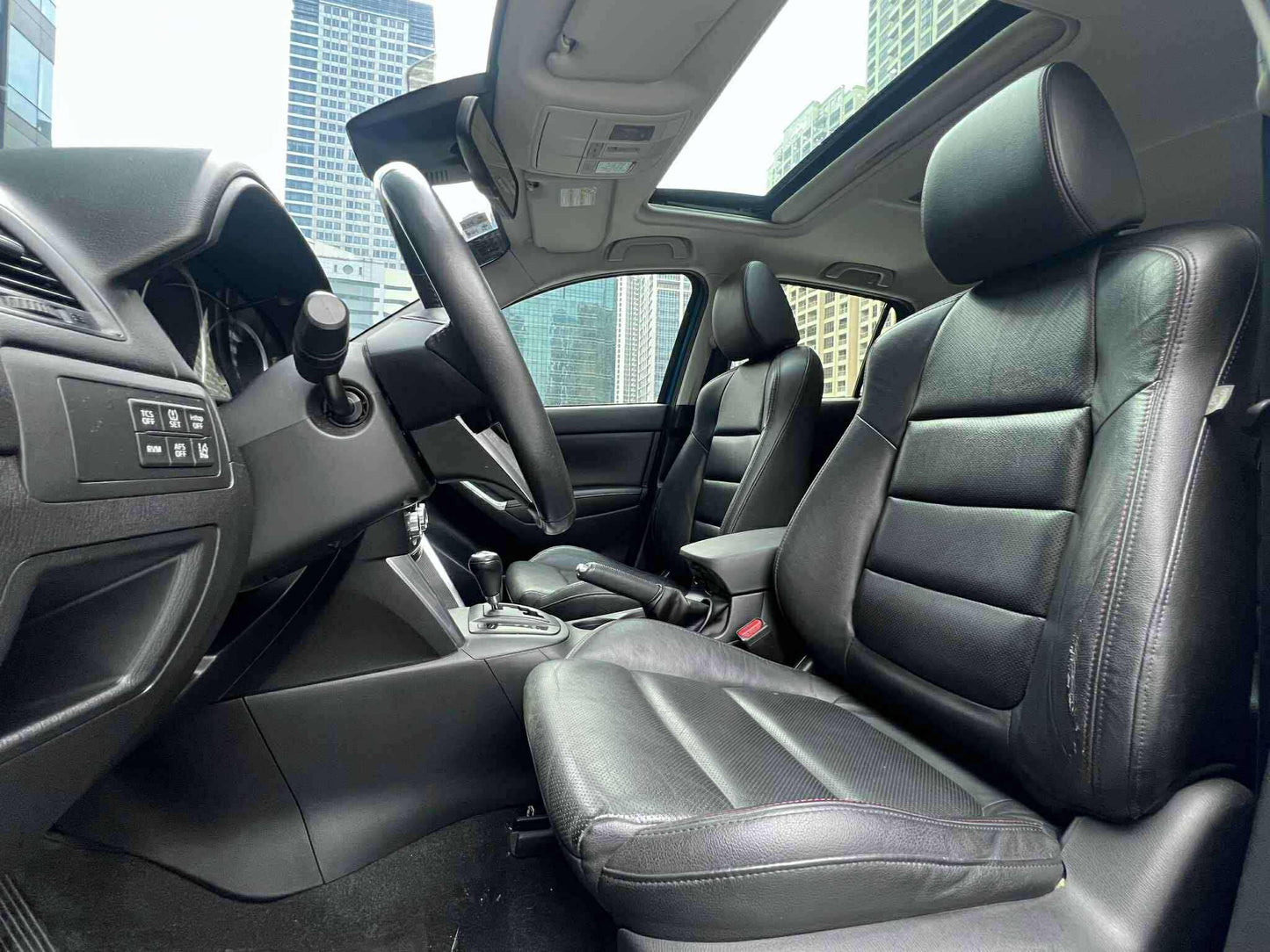 2013 Mazda CX5 AWD 2.5, Automatic, Gas