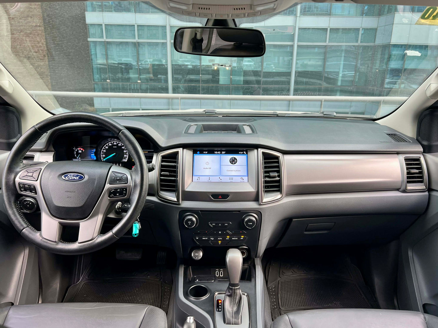 2017 Ford Everest Trend 4x2 2.2,  Automatic, Diesel