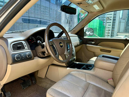 2012 Chevrolet Suburban 4x4  V8 Z71 5.3, Automatic, Gas
