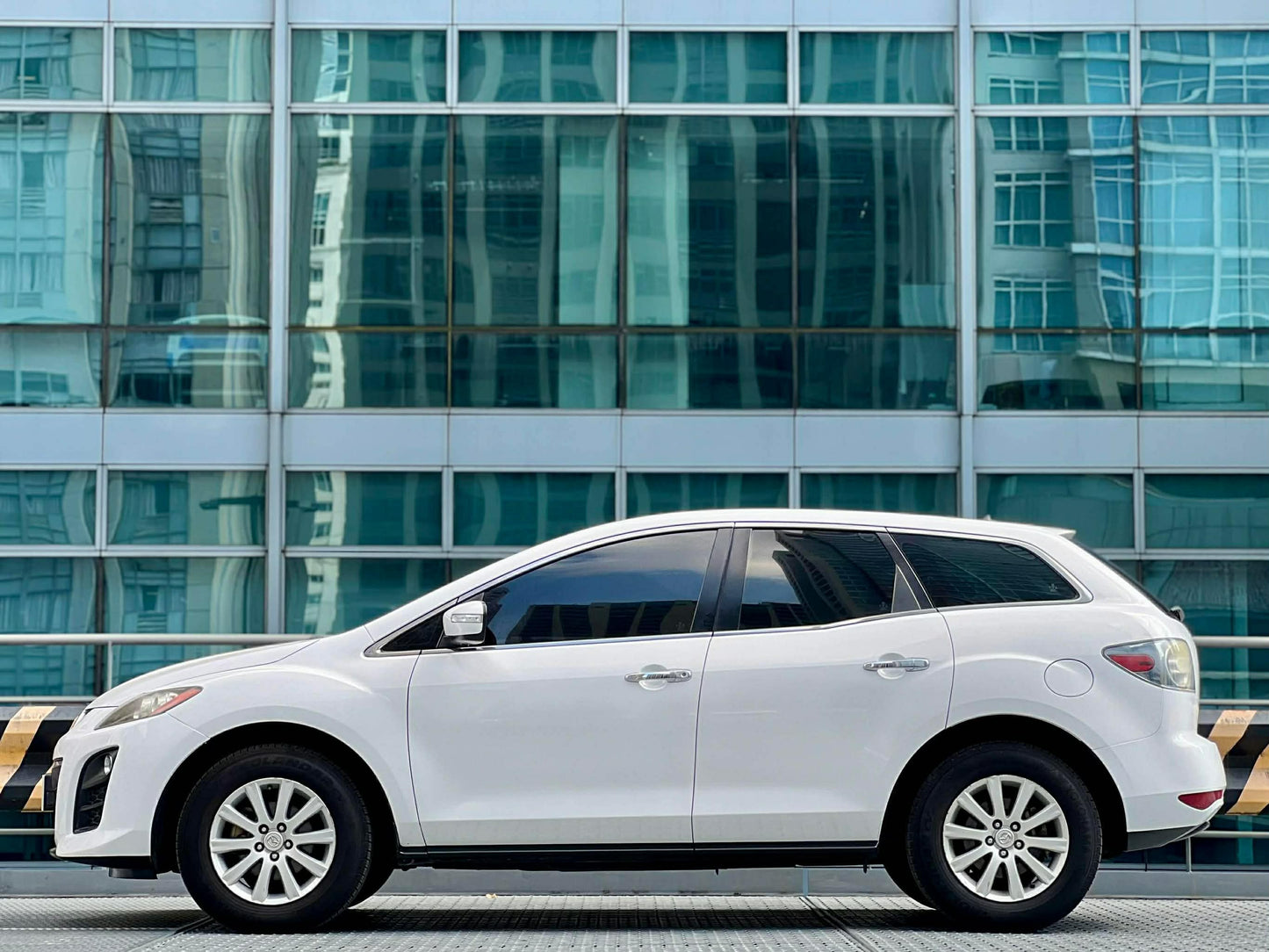 2012 Mazda CX7 2.5, Automatic, Gas