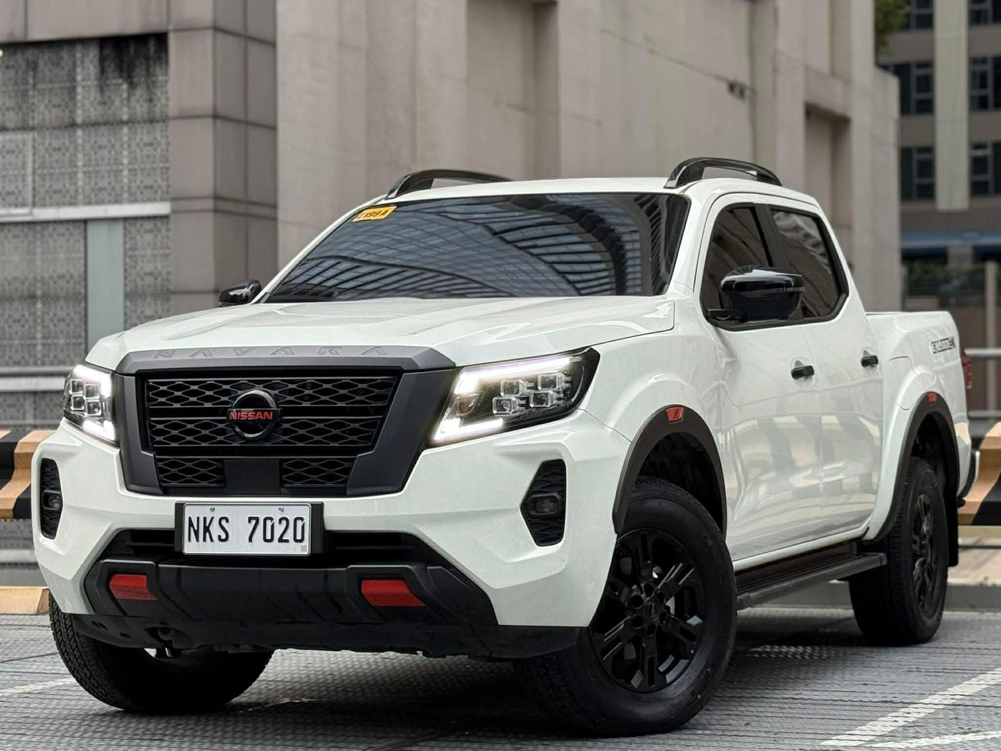 2025 Nissan Navara 2.5 Calibre-X, Automatic, Diesel