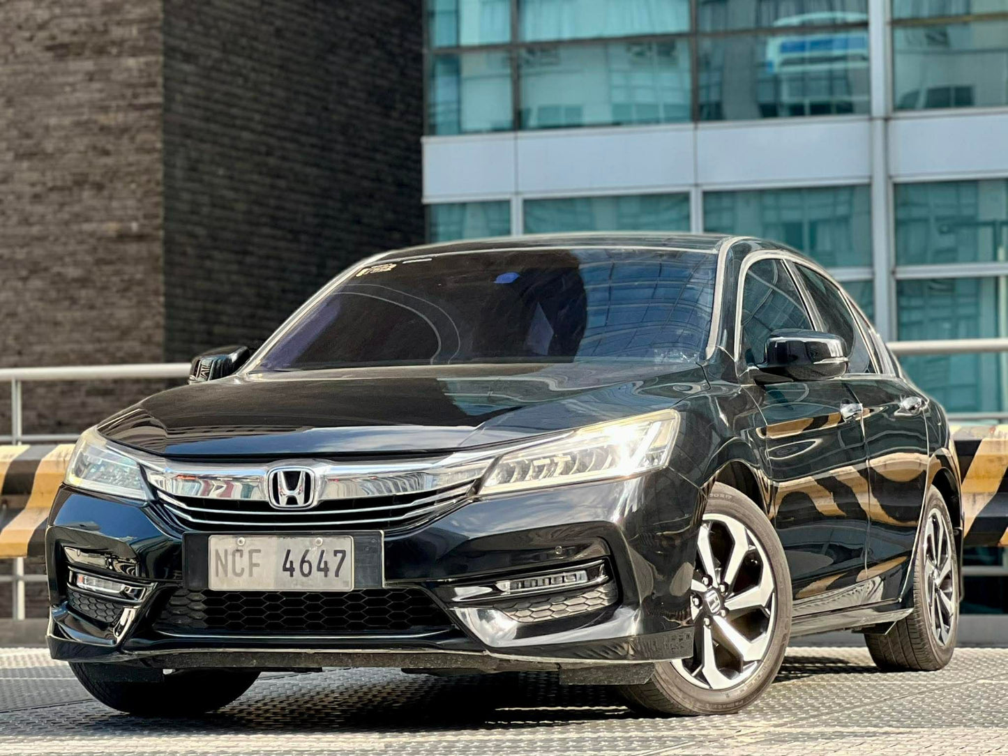 2016 Honda Accord 2.4, Automatic, Gas