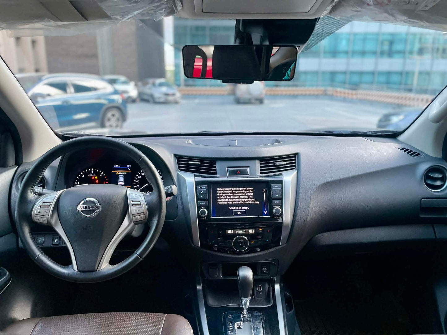 2020 Nissan Terra VL 4x2 2.5, Automatic, Diesel