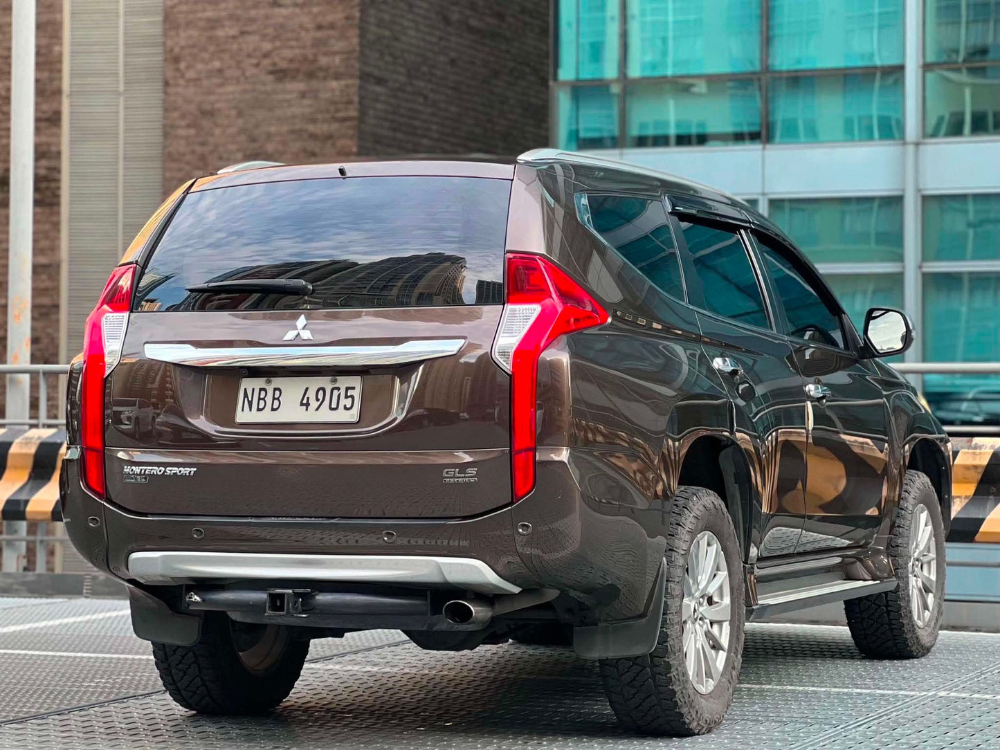 2016 Mitsubishi Montero 2.5 GLS Premium, Automatic, Diesel