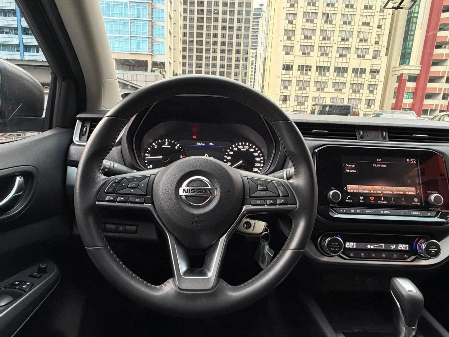 2025 Nissan Navara 2.5 VE Calibre, Automatic, Diesel
