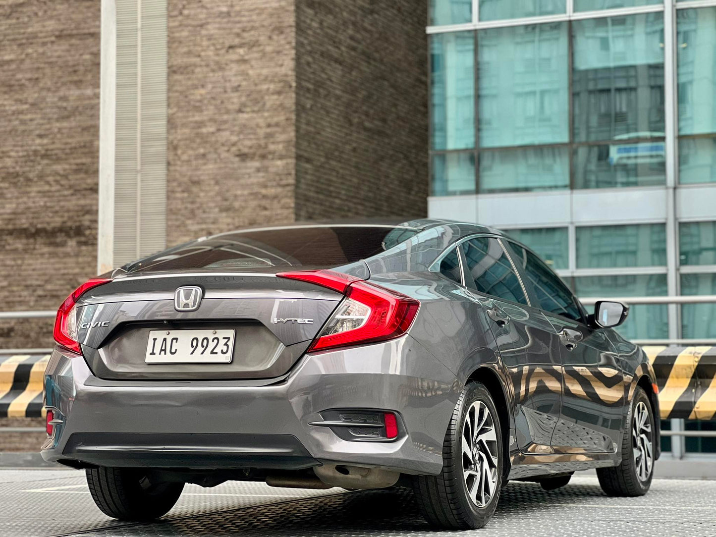 2018 Honda Civic 1.8 E CVT, Automatic, Gas