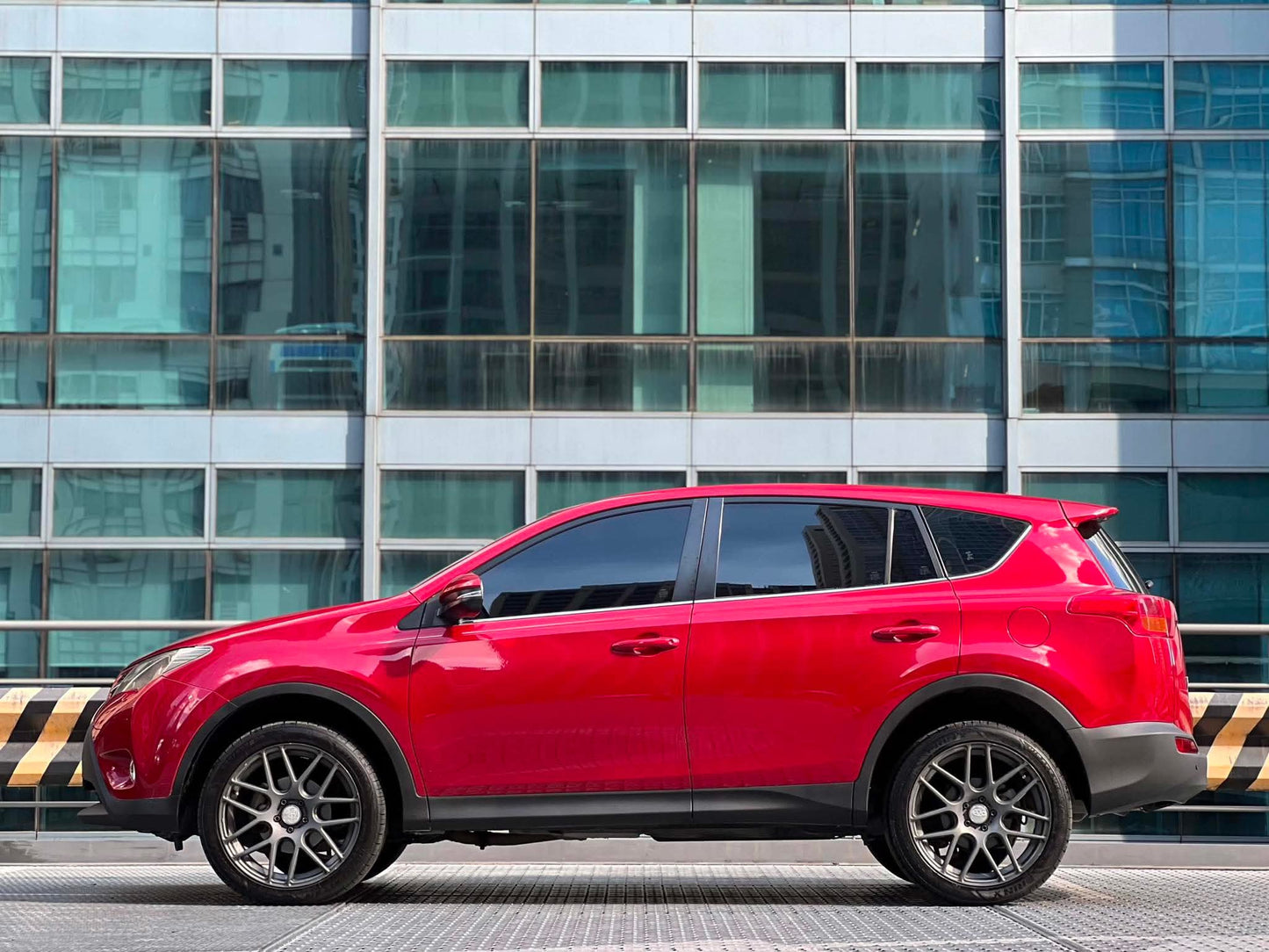 2014 Toyota RAV4 4x2, Automatic, Gas