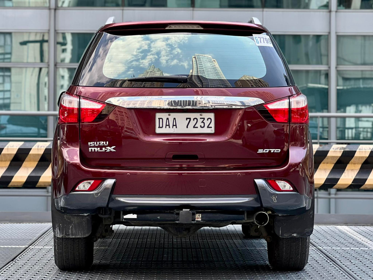 2017 Izuzu MUX LSA 4x2 2.5, Automatic, Diesel