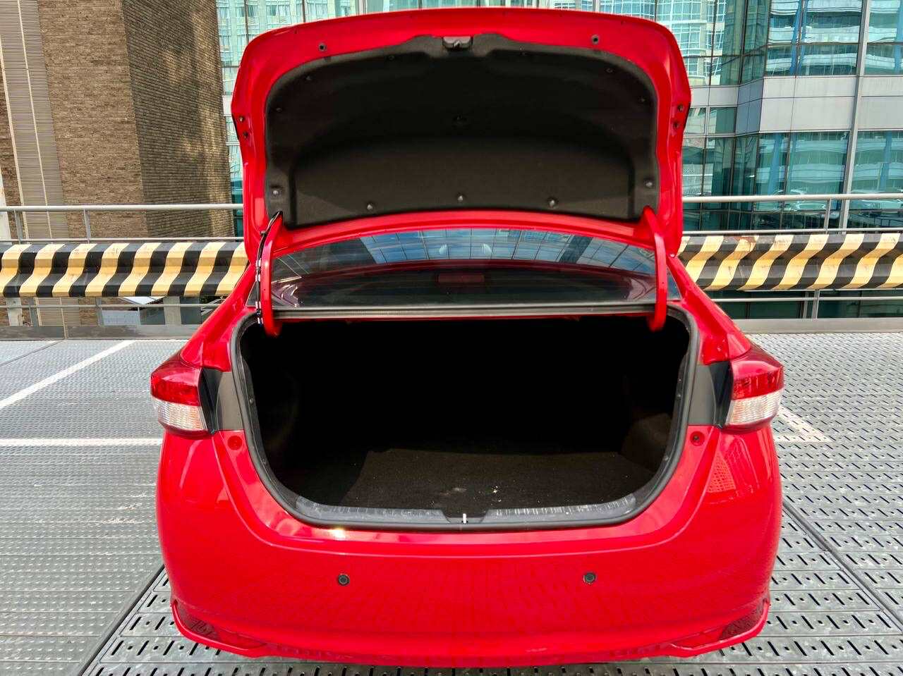 2025 Toyota Vios 1.3 XLE, Automatic, Gas