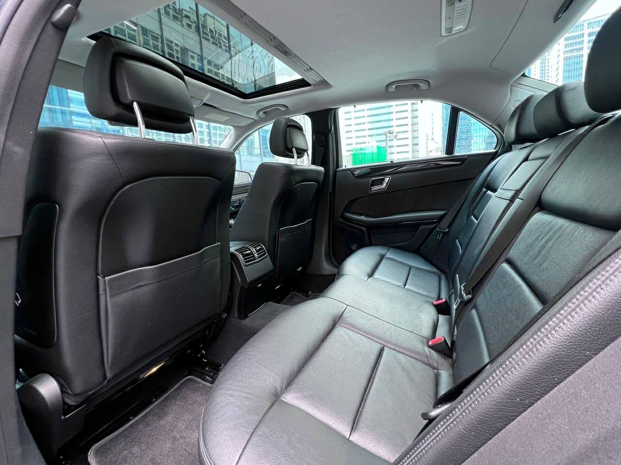 2010 Mercedes Benz E300 Avantgarde 3.0 V6, Automatic, Gas