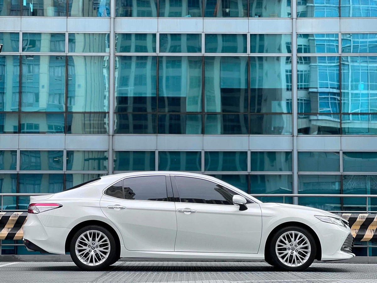 2019 Toyota Camry 2.5 V, Automatic, Gas