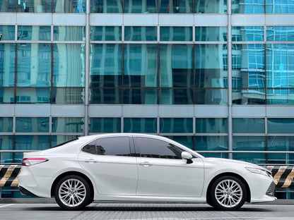 2019 Toyota Camry 2.5 V, Automatic, Gas