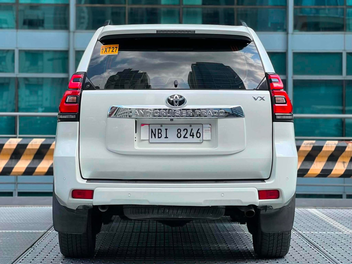 2018 Toyota Land Cruiser Prado 4.0 VX,  Automatic, Gas