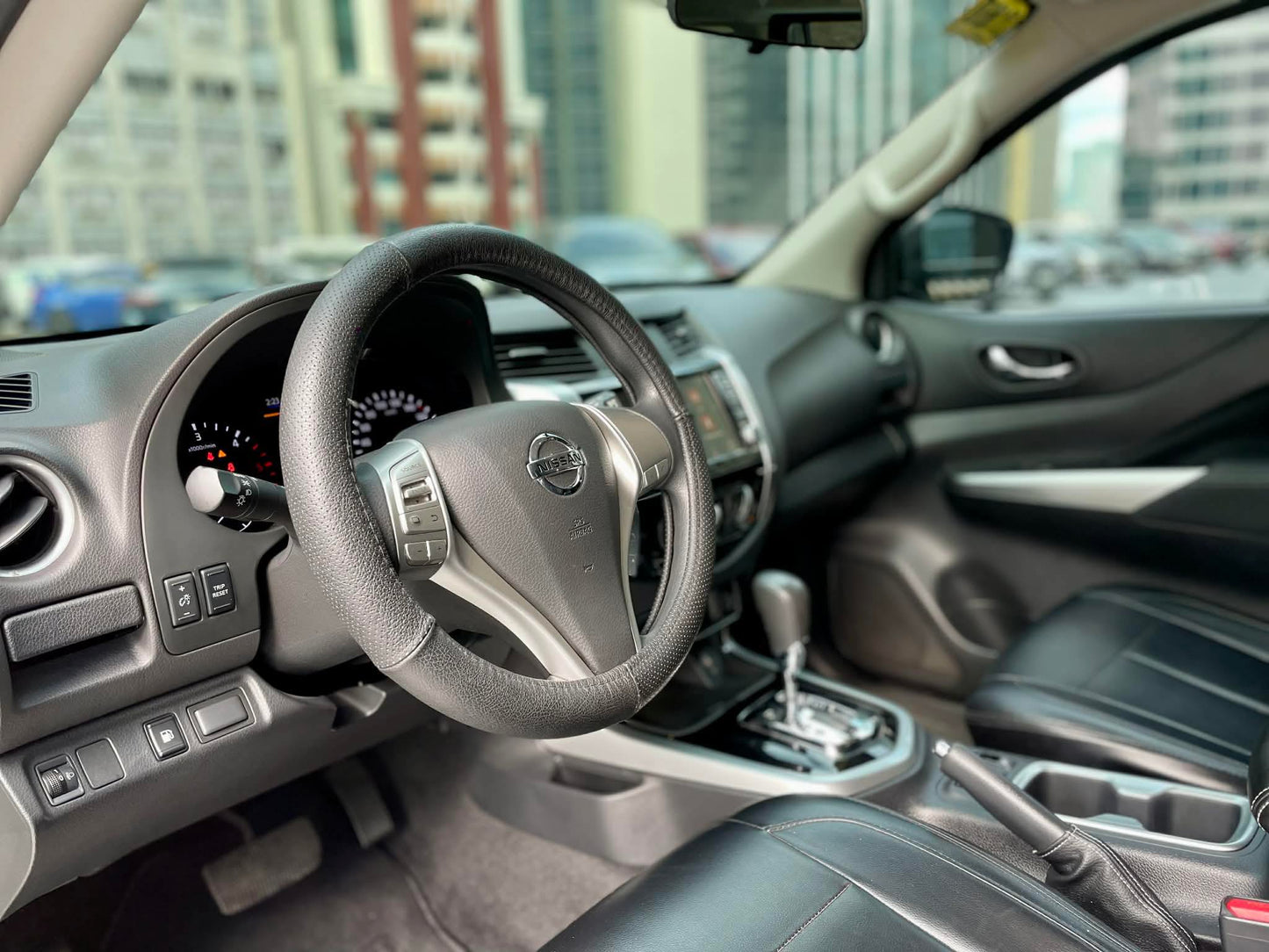 2020 Nissan Terra VE 4x2 2.5, Automatic, Diesel