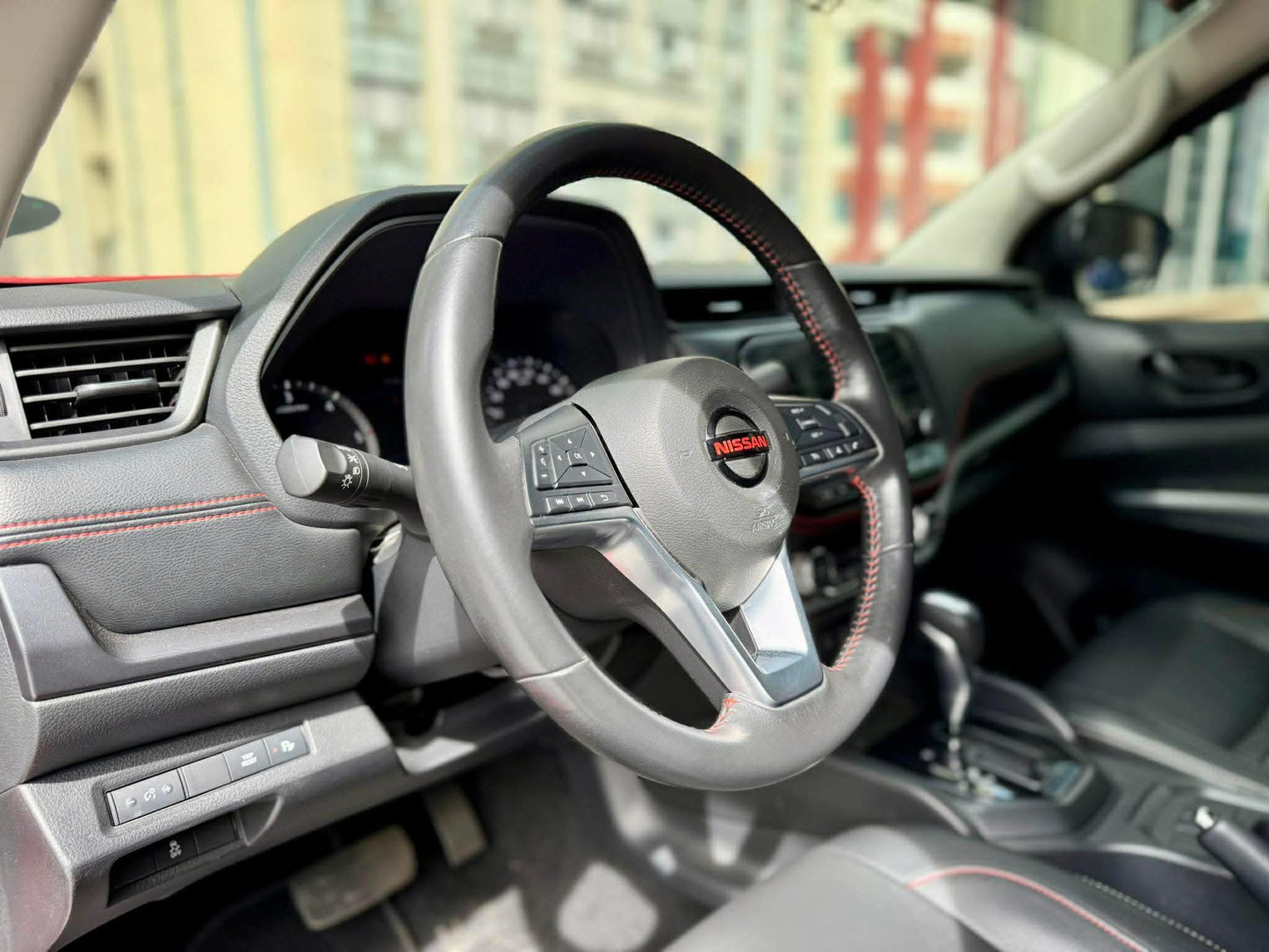 2025 Nissan Navara 2.5 Calibre-X, Automatic, Diesel