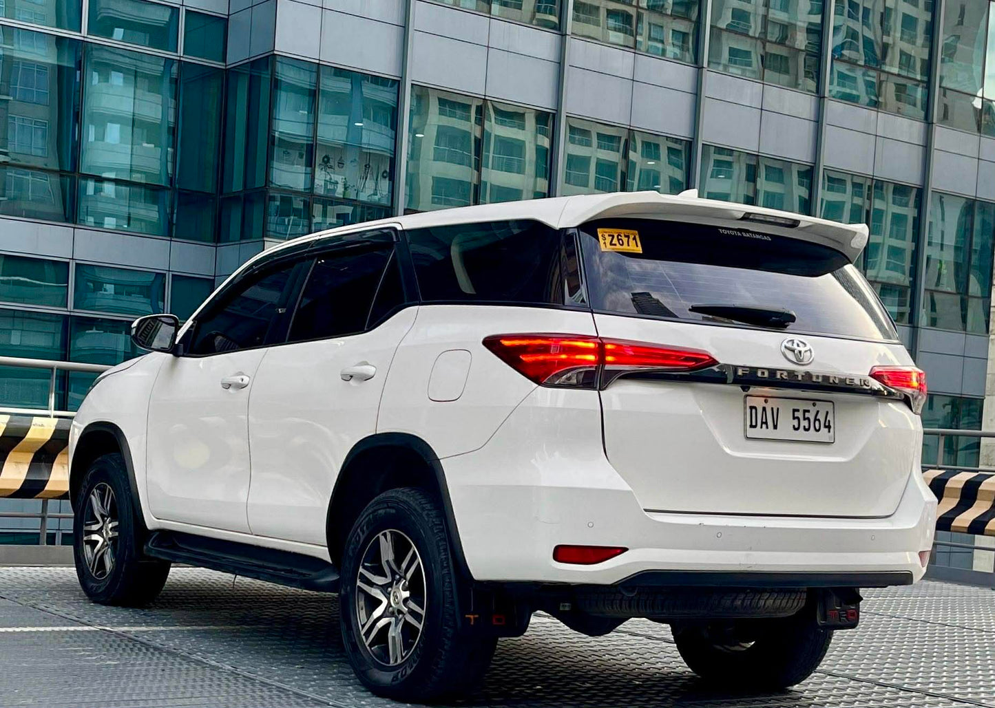 2021 Toyota Fortuner 2.4G, Manual, Diesel