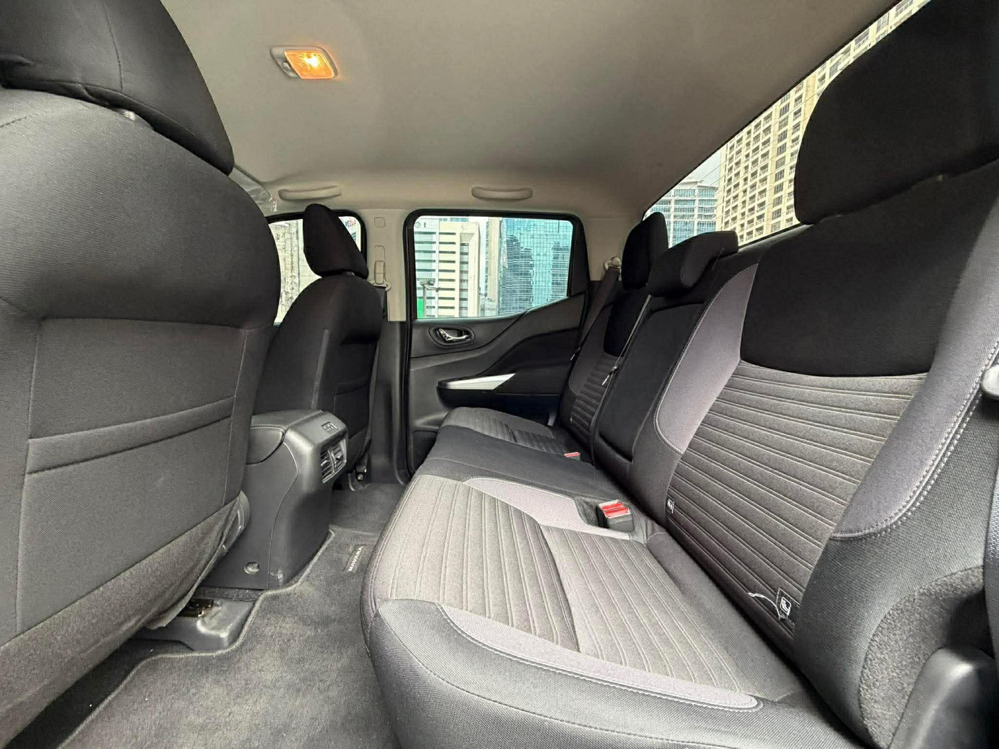 2025 Nissan Navara 2.5 VE Calibre, Automatic, Diesel