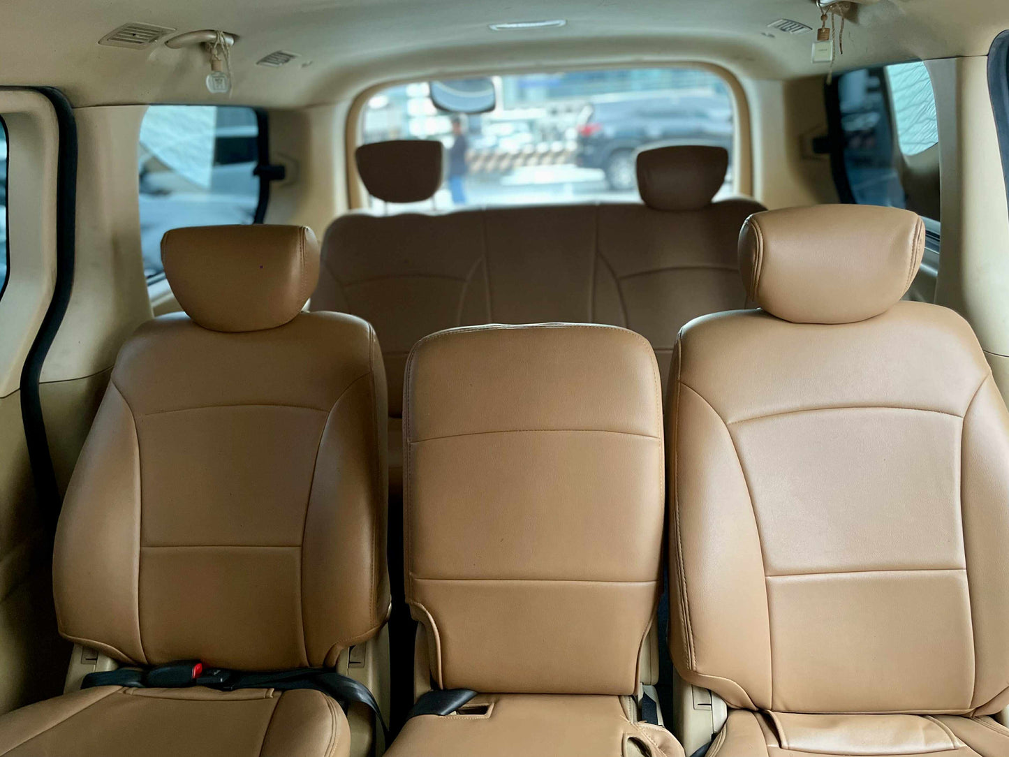 2019 Hyundai Grand Starex Gold 2.5, Automatic, Diesel