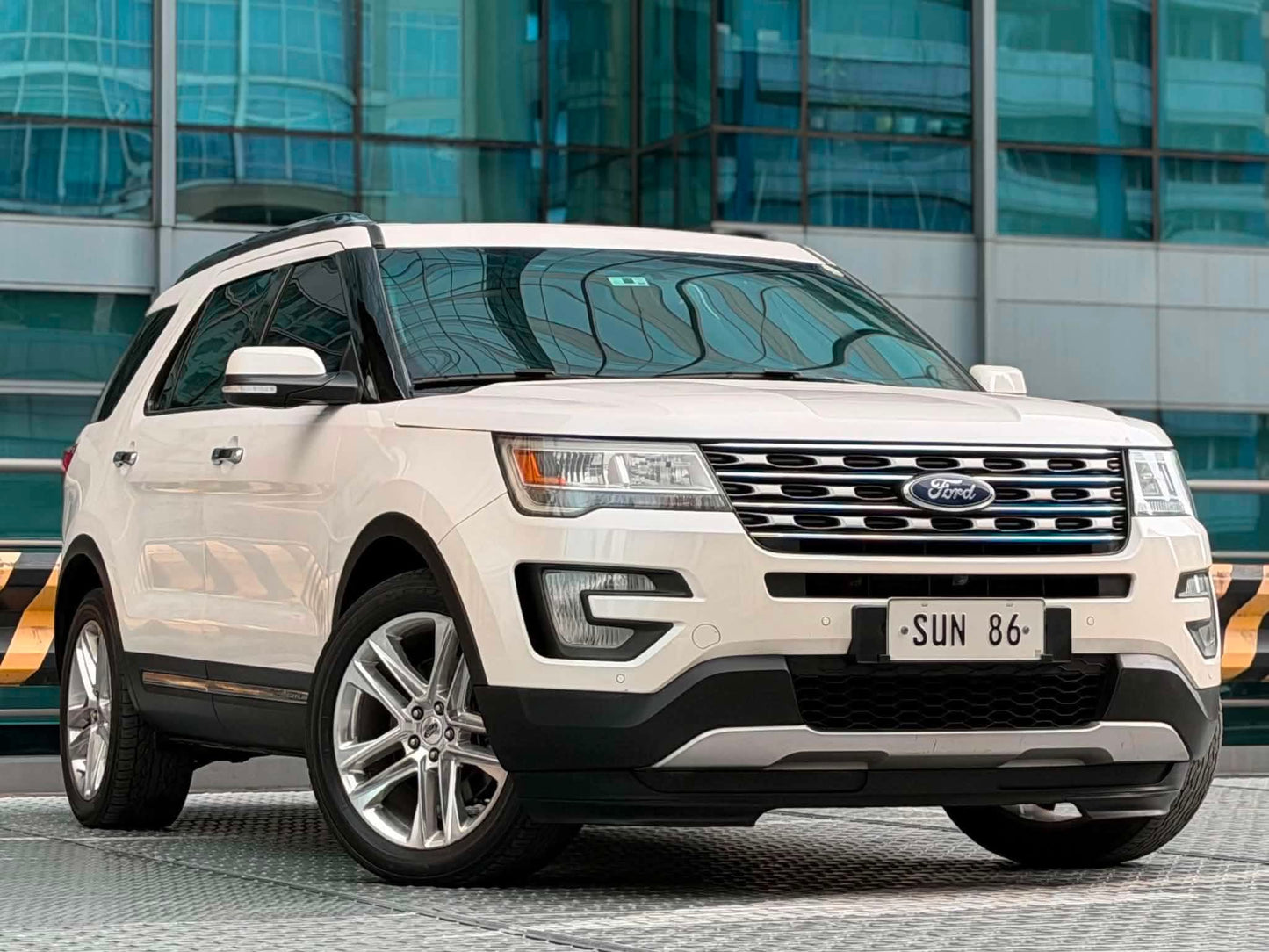 2016 Ford Explorer 2.3 Ecoboost 4x2, Automatic, Gas