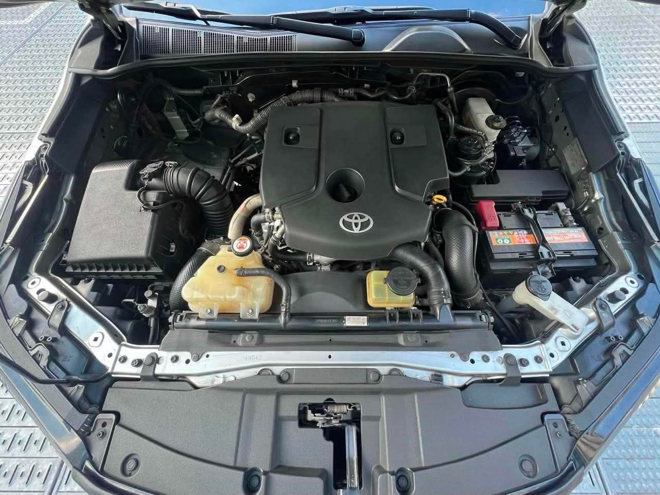 2021 Toyota Fortuner 2.8 LTD 4x2, Automatic, Diesel