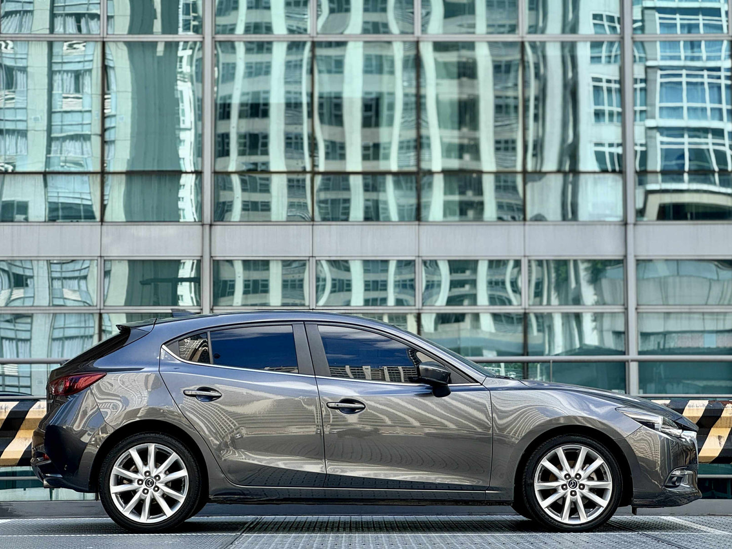 2018 Mazda 3 2.0 R, Automatic, Gas