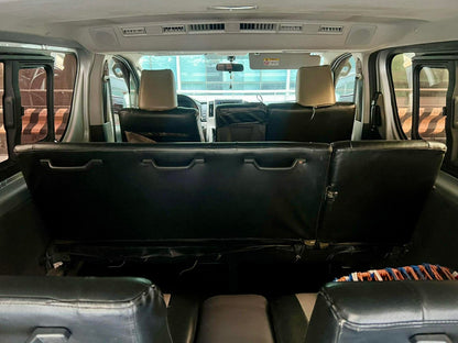 2019 Toyota Commuter Deluxe, Manual, Diesel
