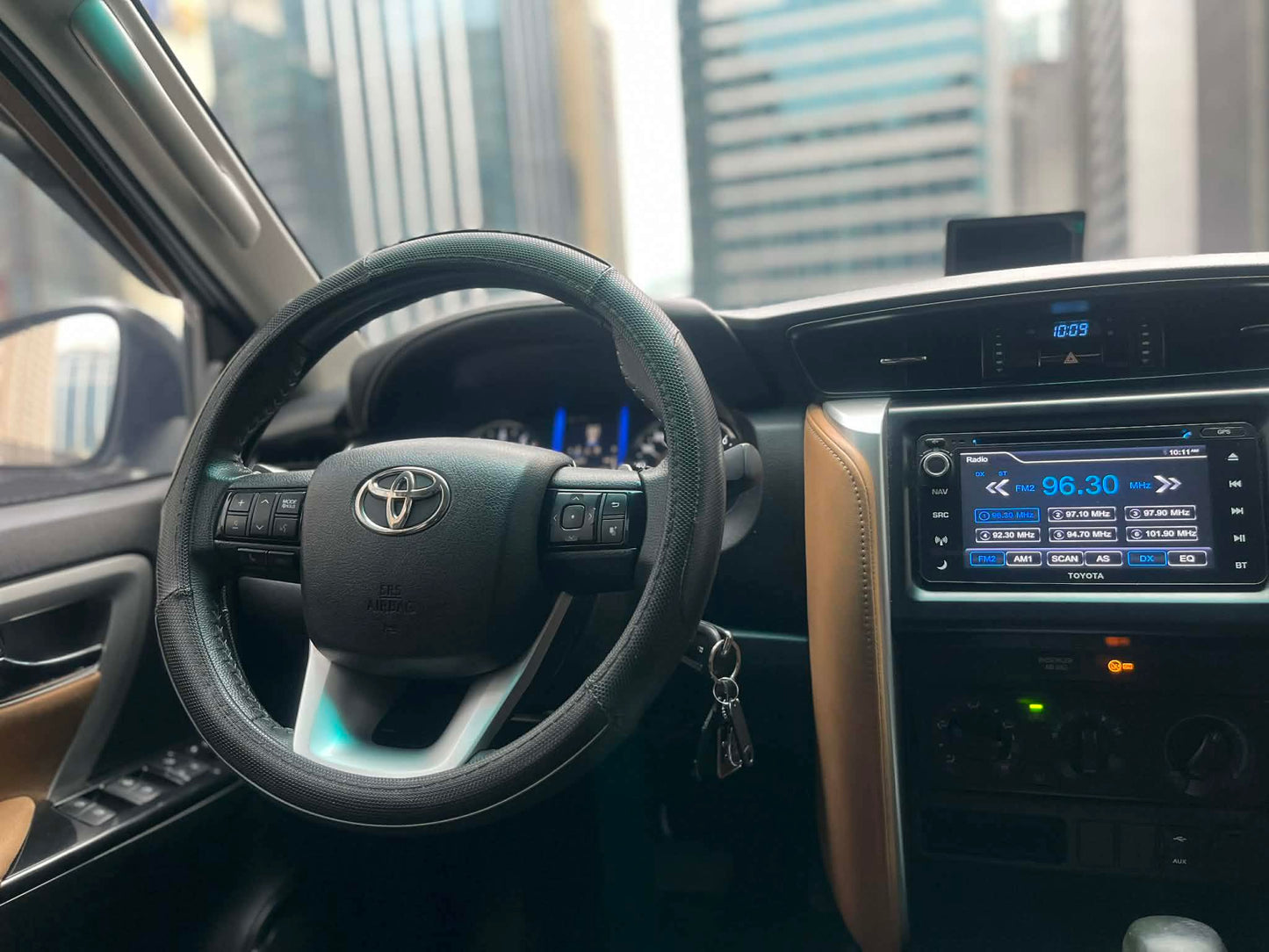 2017 Toyota Fortuner 4x2, Automatic, Gas