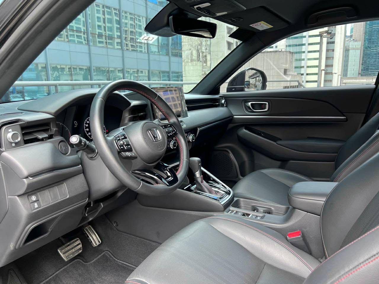 2023 Honda HRV 1.5 RS Turbo, Automatic, Gas