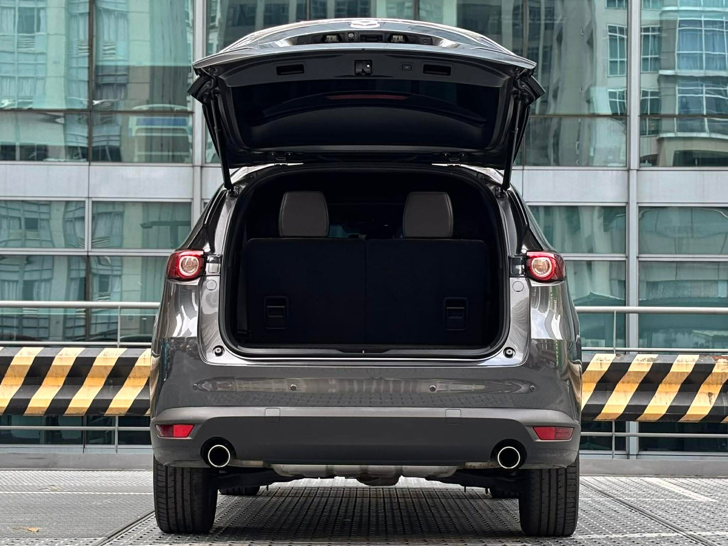 2024 Mazda CX-8 AWD Exclusive 2.5, Automatic, Gas