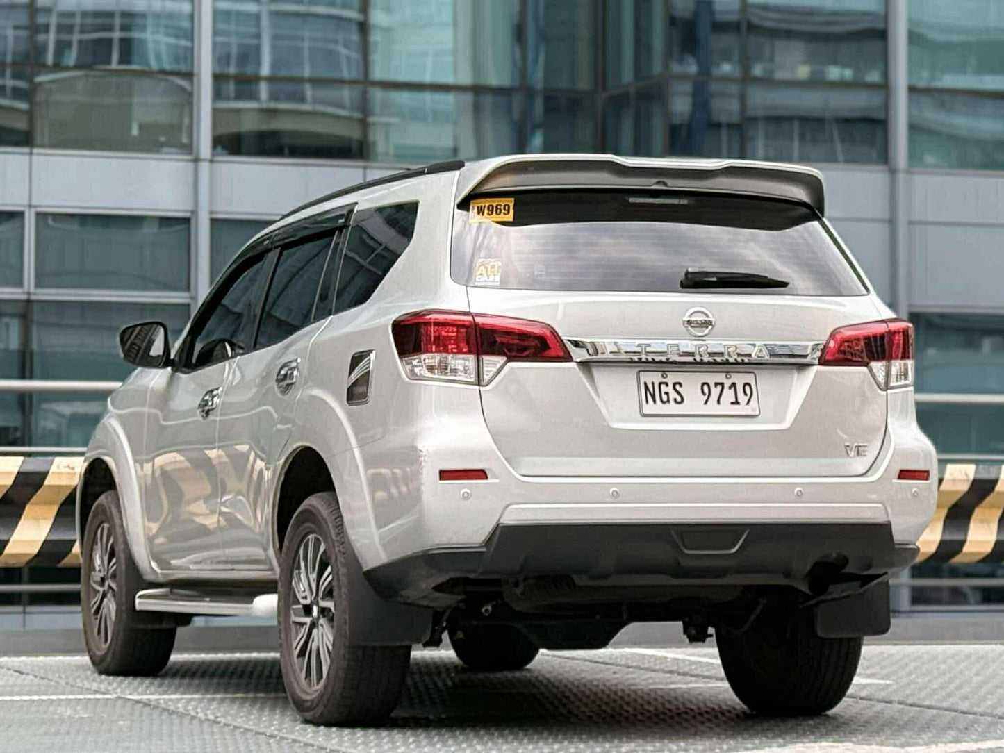 2020 Nissan Terra VE 4x2 2.5, Automatic, Diesel
