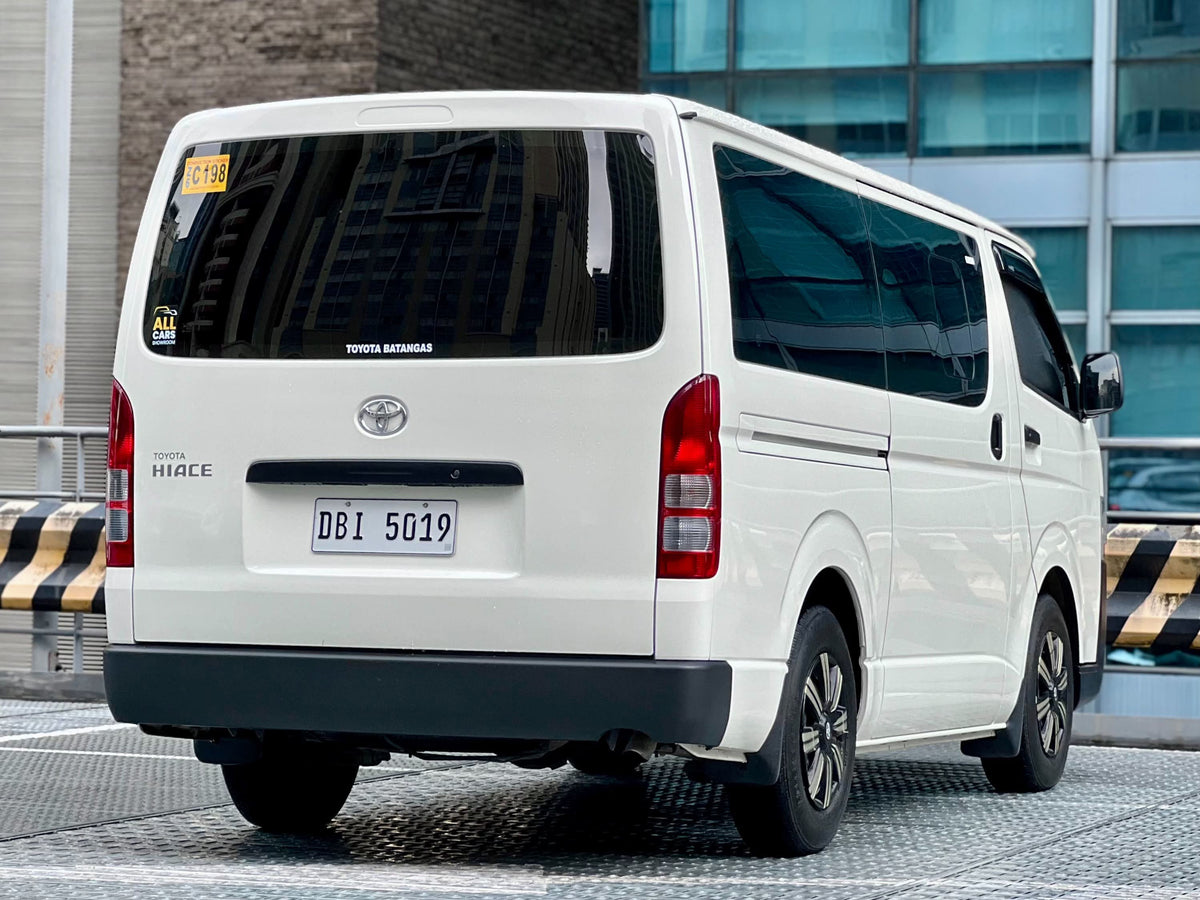 2023 Toyota Hiace Commuter 3.0, Manual, Diesel