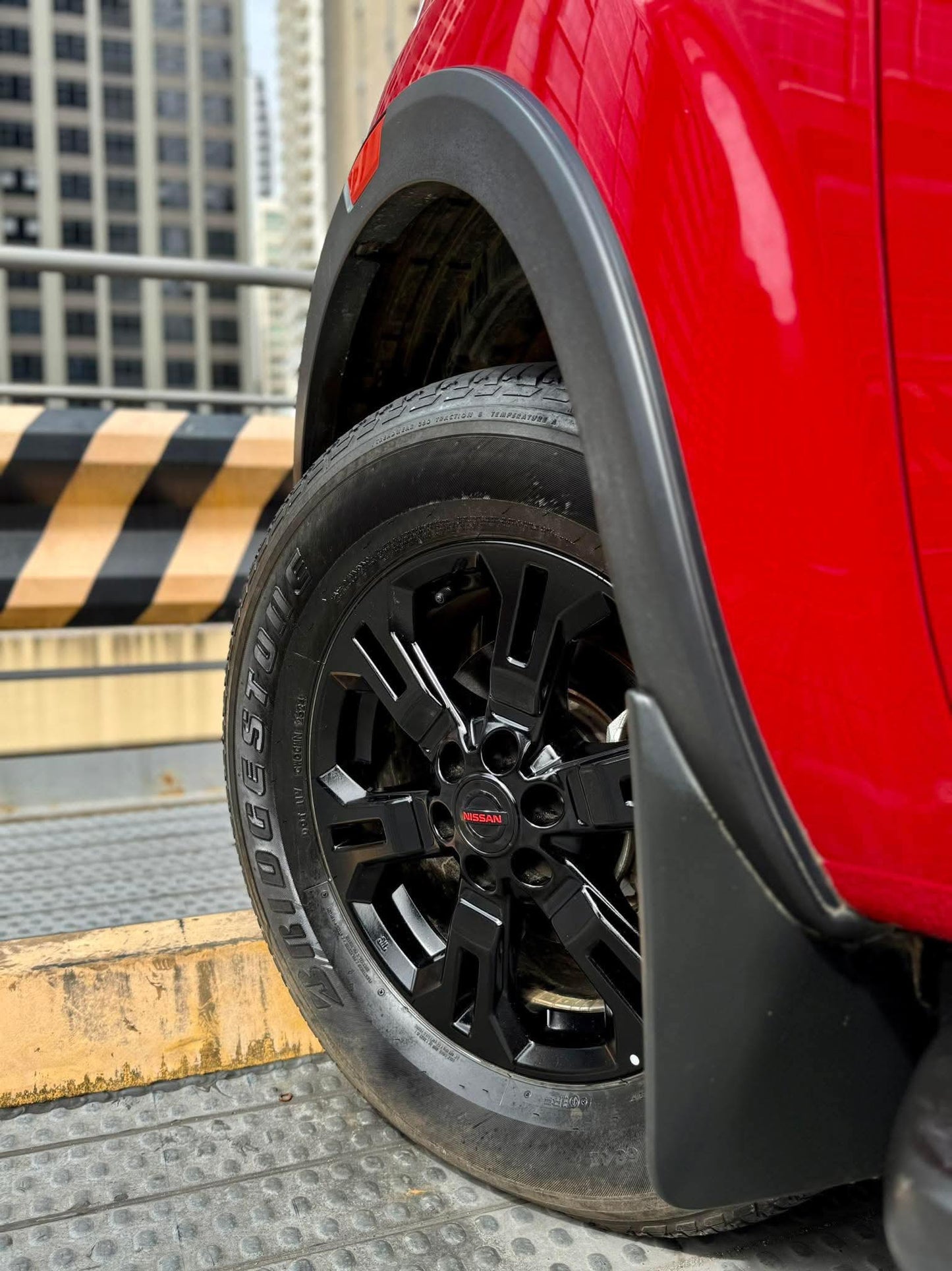 2025 Nissan Navara 2.5 Calibre-X, Automatic, Diesel