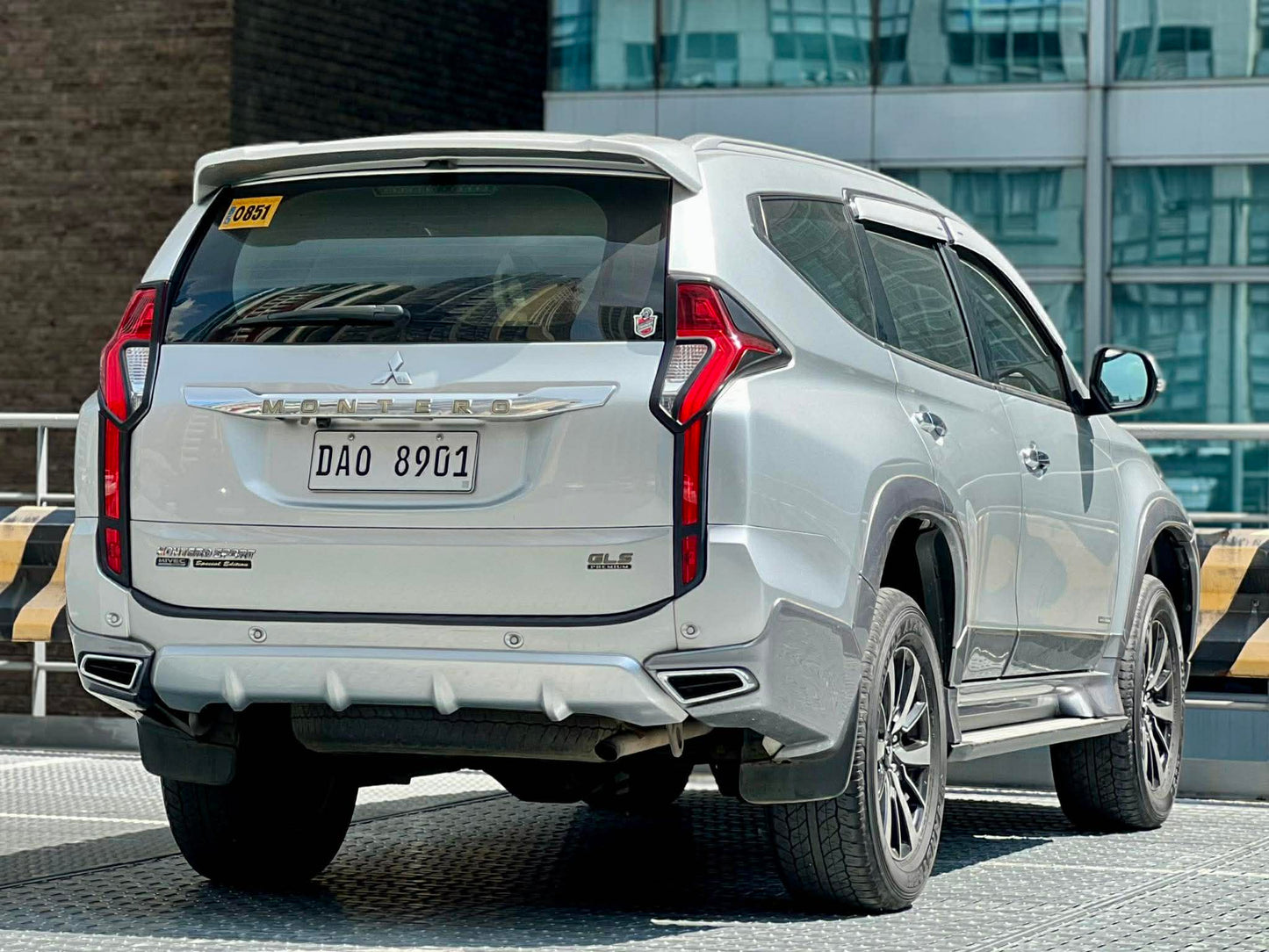 2019 Mitsubishi Montero GLS Premium 2.5, Automatic, Diesel