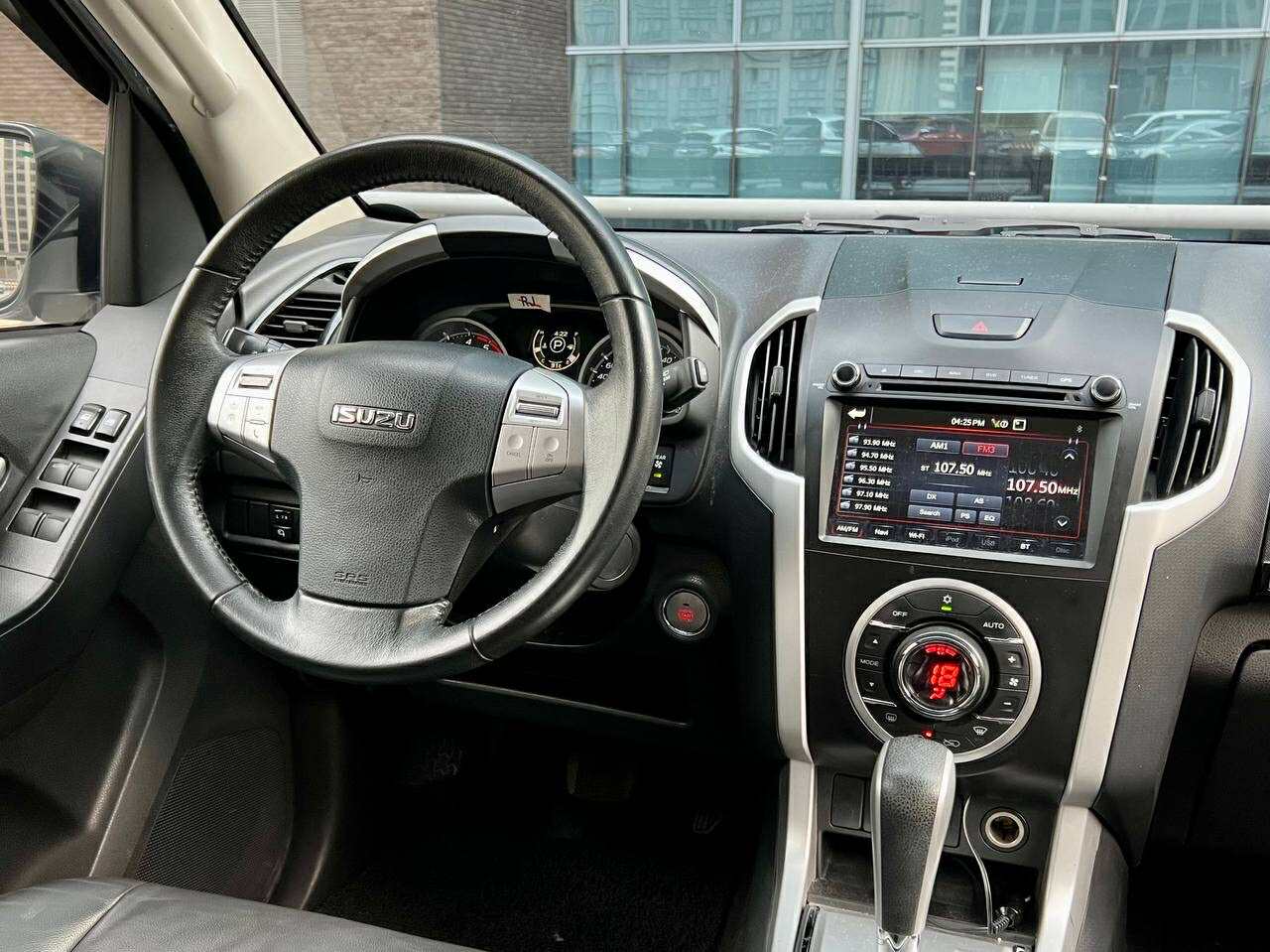 2017 Isuzu MUX LSA 3.0 4x2, Automatic, Diesel