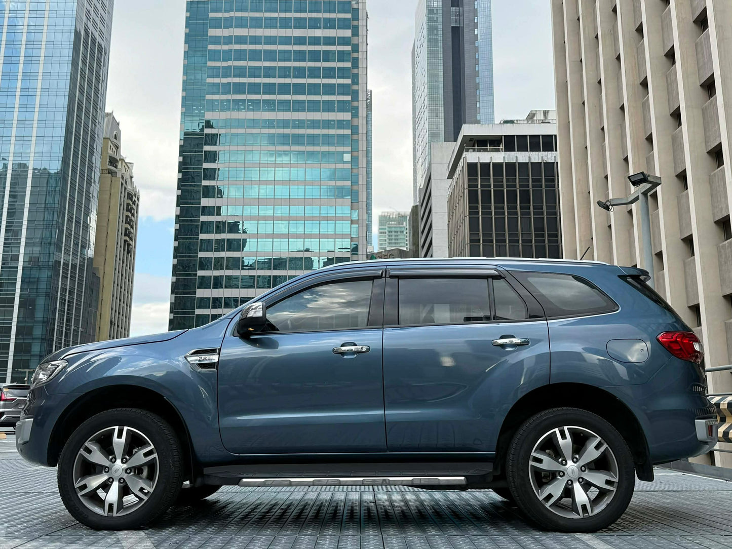 2017 Ford Everest 2.2 Titanium, Automatic, Diesel