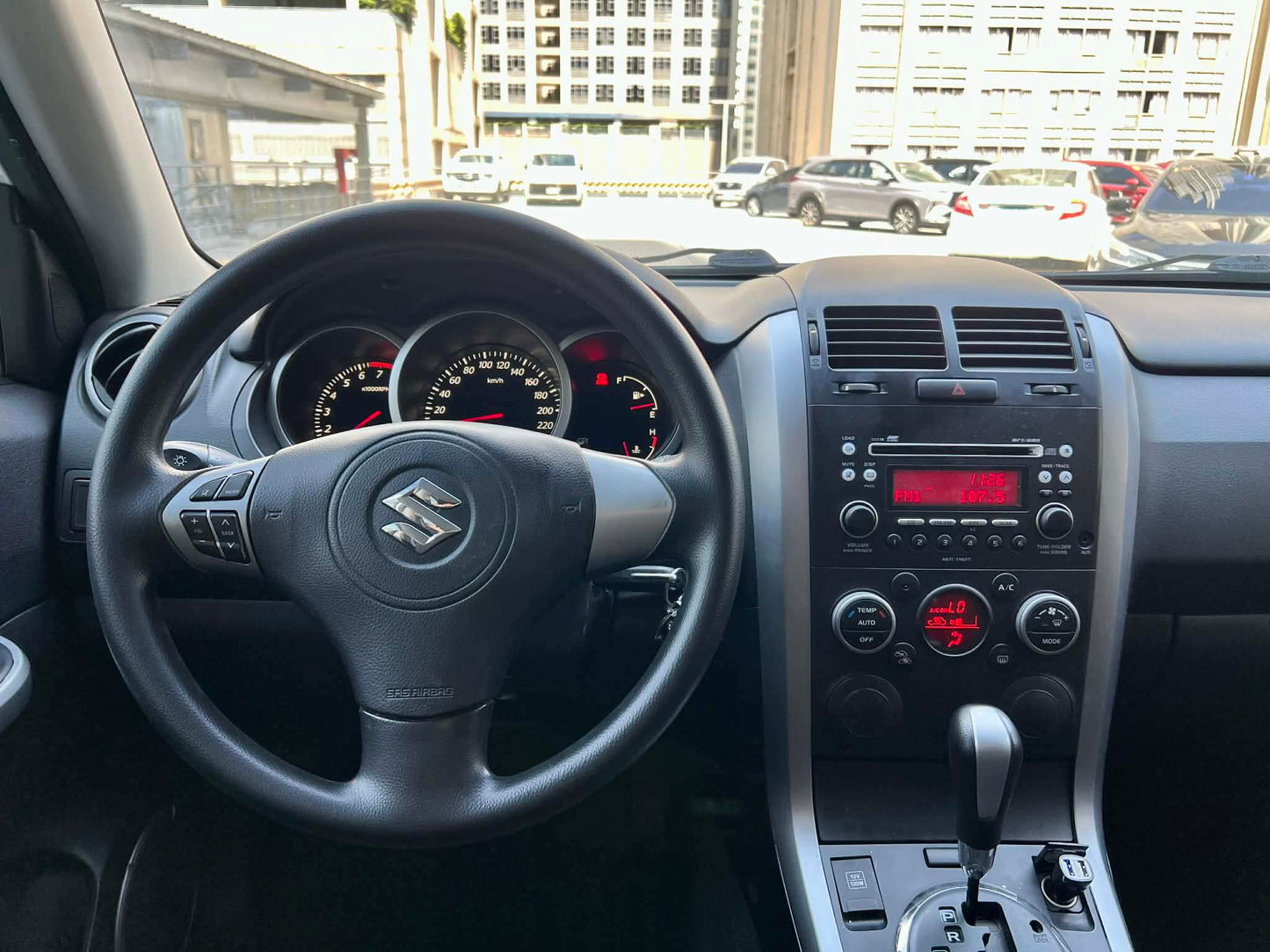 2014 Suzuki Grand Vitara GL Automatic Gas