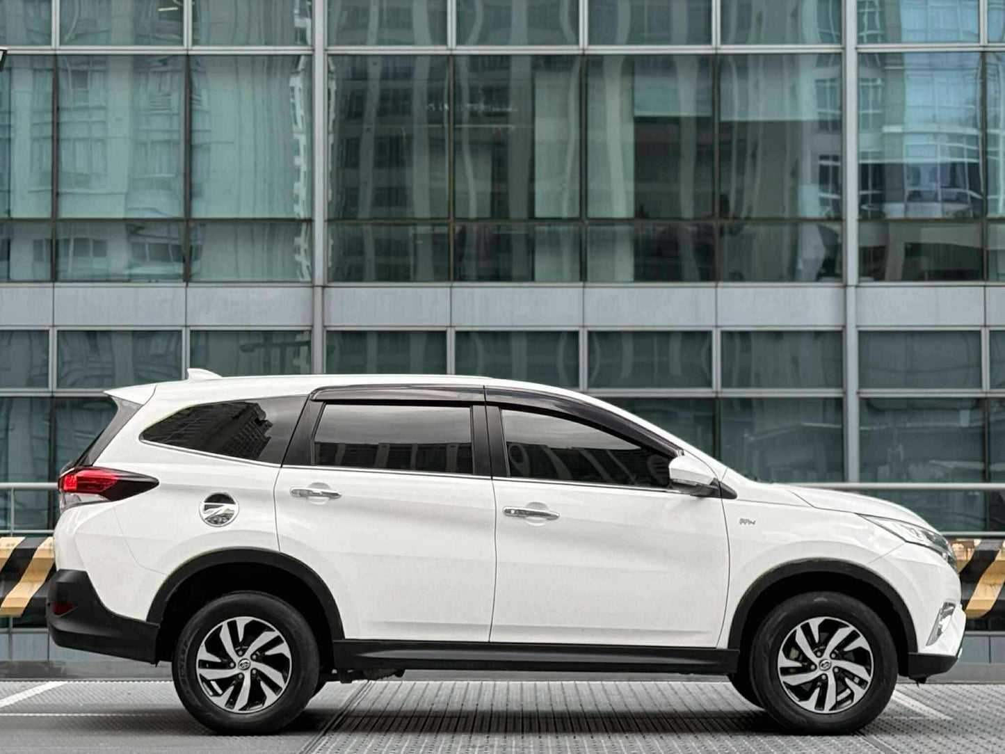 2019 Toyota Rush 1.5 E, Automatic, Gas