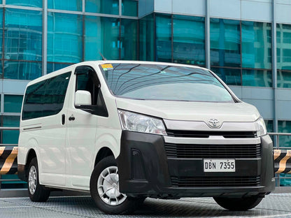 2024 Toyota HiAce Commuter Deluxe 2.8, Manual, Diesel