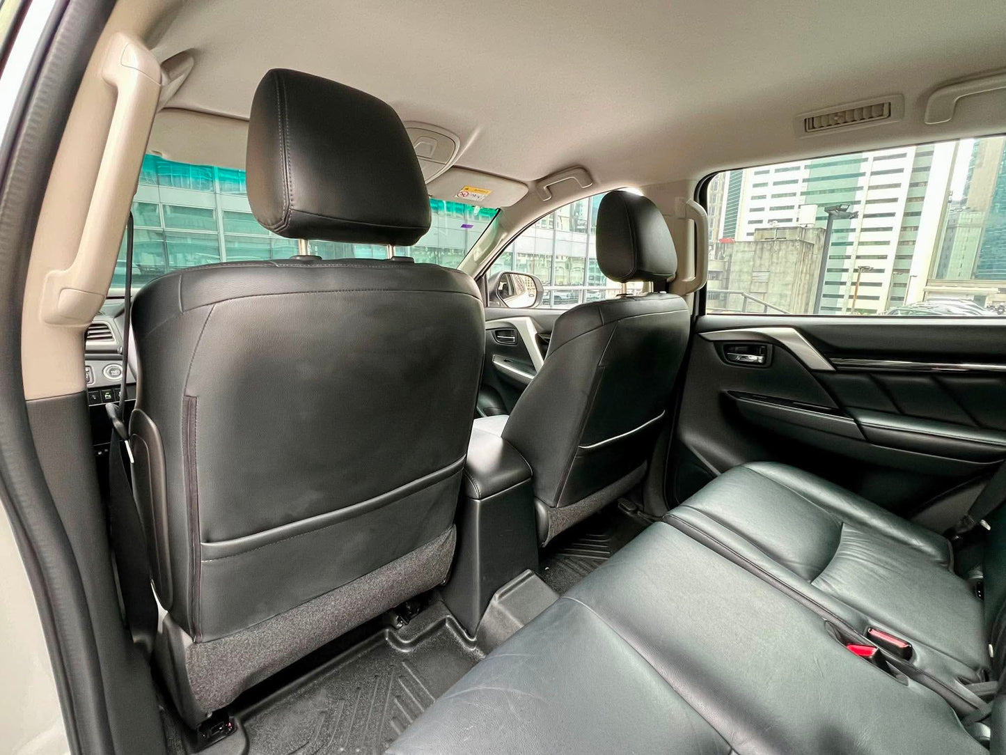 2017 Mitsubishi Montero GLS Premium 2.5, Automatic, Diesel